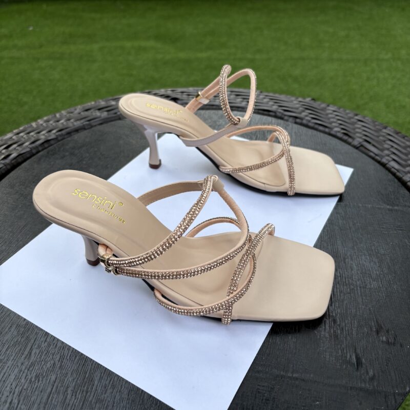 ORIGINAL SENSINI HANDMADE HEELS (CREAM) PM35